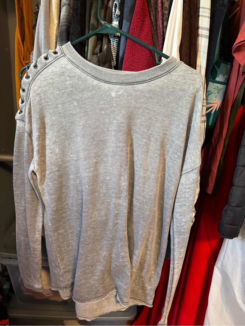 Casual Womens Crewneck Sweater with Lace-Up Shoulder Detail - Gray